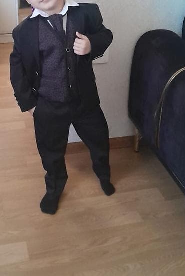 Kostyum şalvar 1defe geyinilib 90 azna alinib qiymet sondur