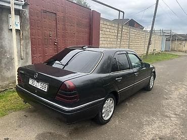 04 maşını: Mercedes-Benz C-Class: 2.2 l | 1995 il Sedan — 6