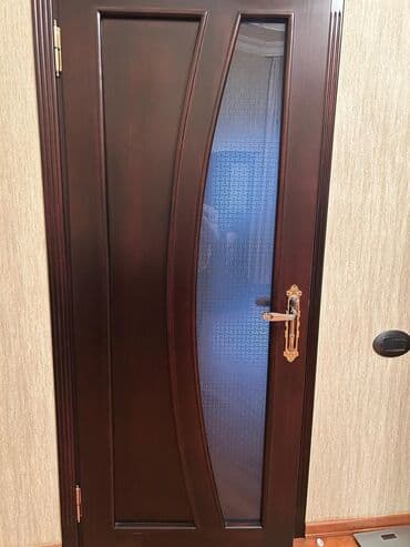 Divar kağızları, oboy: İşlənmiş Otaq qapısı Plintus ilə, Zəmanətsiz, Ünvandan götürmə — 1