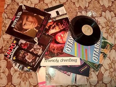 Plastinkalar biri 3 manat