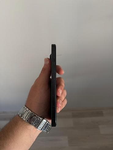 iphone 12 bakida: IPhone 16, 256 GB, Jet Black, Zəmanət — 5