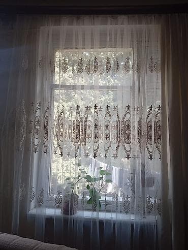 Naqişli tül 3 pəncərəlik hazır pərdə 18 metr - Rəng: krem/şampan