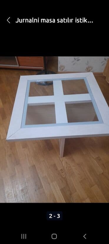 Jurnal masası, İşlənmiş, Şüşə, Dördbucaq masa