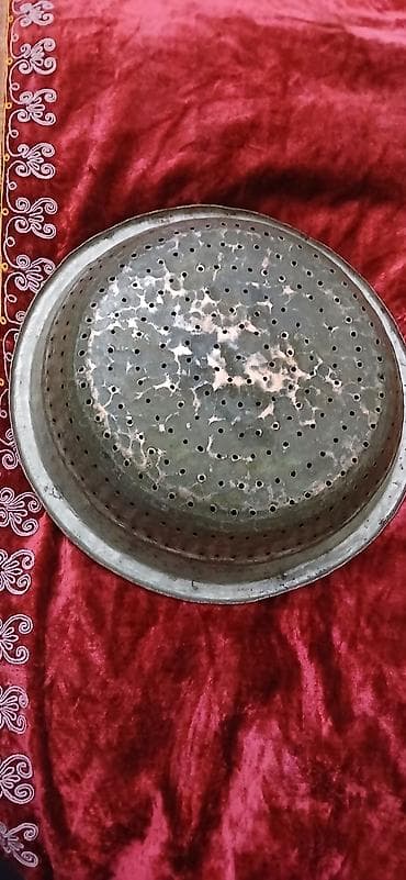 suzgəclər: Məhsul: Qedim Mis süzgəc/ələk qabı Xüsusiyyətlər: - Material:mis — 3