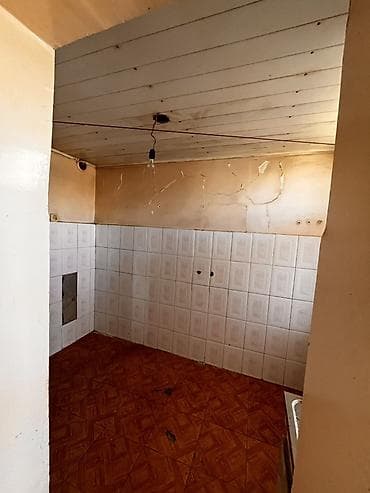 ev alqi satqisi kirayesi: Satılır 2 otaqlı köhnə tikili 60 m², Qızıldaş q. Qaradağ ray Qızıldaş — 4