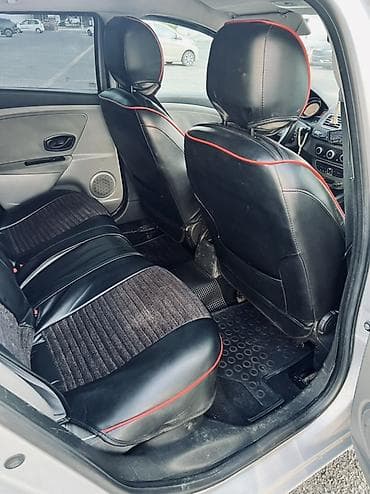 Renault: Renault Megane Estate (universaI) – gümüşü rəng Texniki və daxili — 5