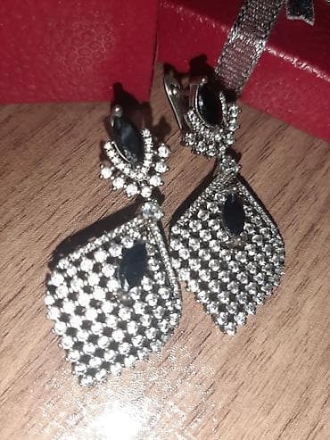 ud hindi tozu: Cox gozel dest satilir.Bijuteriyadir ve cox keyfiyyetlidir.Qetiyyen — 2