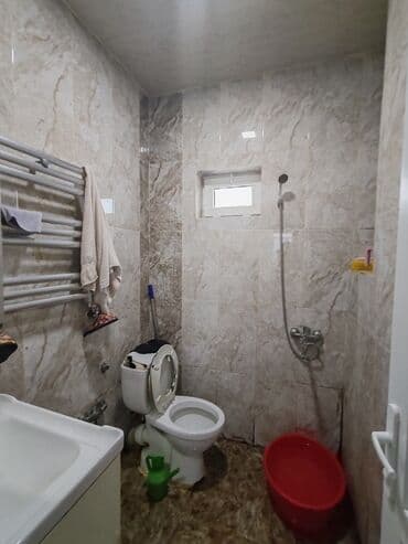 sanqacalda satılan evlər: Binəqədi qəs. 3 otaqlı, 80 kv. m, Kredit yoxdur, Orta təmir — 7