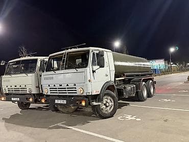 KAMAZ yanacaq/su daşıyan sisternli yük maşını - Marka/model: KAMAZ