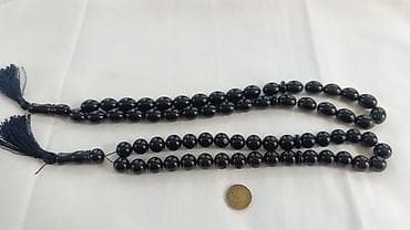 Qırmızı-qara kəhrəba (qatran effekti) muncuqlardan ibarət — 6