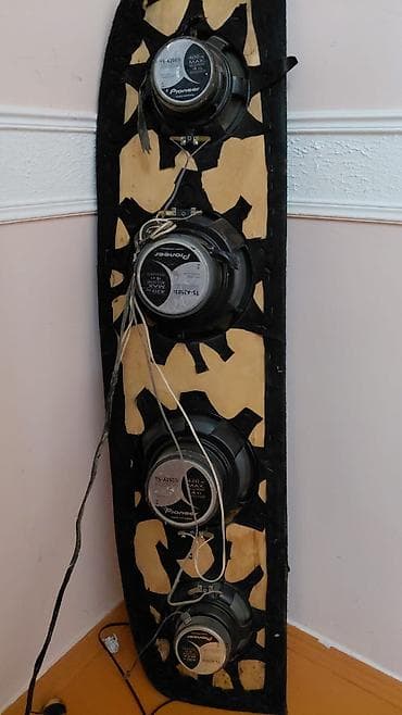 ses yukseldici: Tek Tekde satilir maqintafon 350 kalonkalar 200 manat Elaqe yalniz — 4