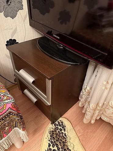 düz dolab: Yataq otağı mebel dəsti Tərkib: - 2 qapılı dolab – tünd qəhvəyi — 4