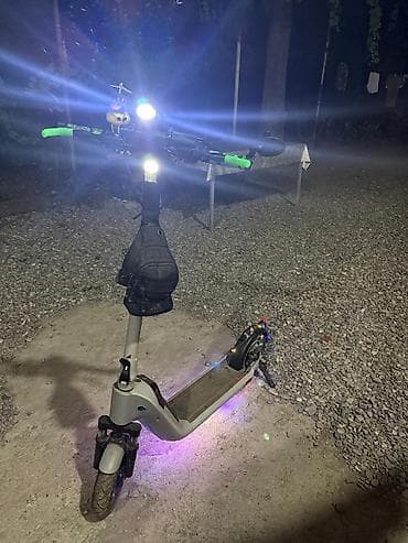 elektrikli saat: İşlənmiş Elektrik samokat 10", 251 - 350 Vt, 26 - 35 km/s, Ünvandan götürmə — 2