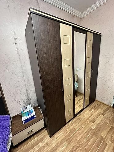 seyf qapi: İşlənmiş, 5 qapı, Güzgülü, Açılan, Düz dolab — 2