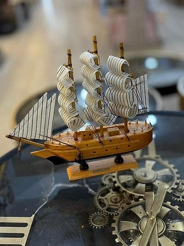 gemi satilir: Dekorativ yelkənli gəmi maketi - Material: ağac gövdə, parça — 3