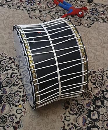 nagara: Nəfəsli-örtüklü nağara (dəf) - Korpus: klassik silindrik forma, tünd — 1