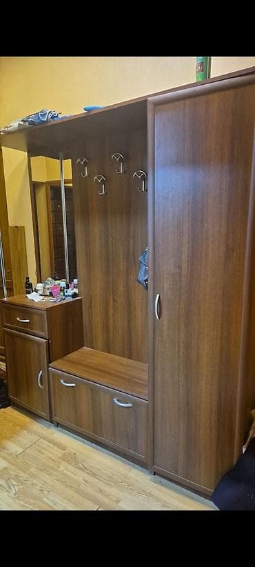 bocka satisi: Dehliz Dolabi satilir tecili
Qiymeti 50 Manat
Unvan 9cu mk Nermin5🔥 — 1