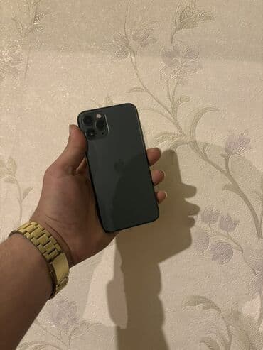 Apple iPhone: IPhone 11 Pro — 7