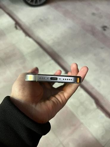 iphone xr satilir: IPhone 15 Pro, 256 GB, Natural Titanium — 6