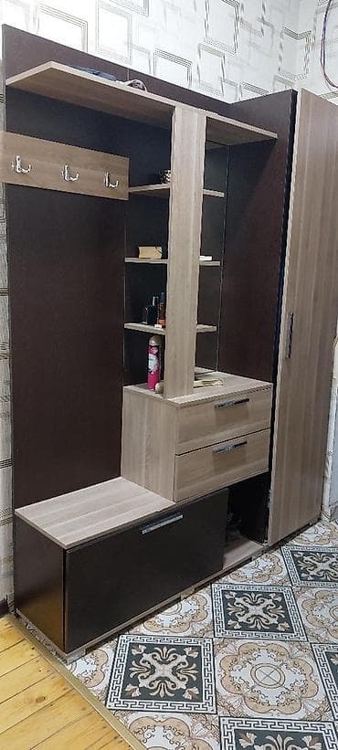 *ZB* *DƏHLIZ MEBELI* Qiymət *150 AZN* ölçü *2/165* ünvan Binəqədi