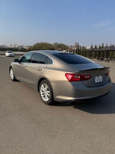 4 goz qaz: Chevrolet Malibu: 1.5 l | 2016 il Sedan — 2