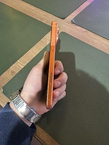 Компьютеры, ноутбуки и планшеты: IPhone 17 Pro Max, 256 ГБ, Оранжевый — 6