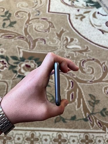 iphone qutu: IPhone 8, 64 GB, Qara, Barmaq izi — 3
