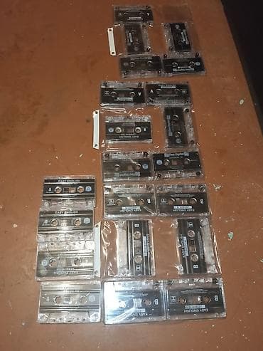 CD, DVD disklər və kassetlər: Təzədir “Easy English” audio kasetləri – böyük dəst - Məhsul: “Easy — 1