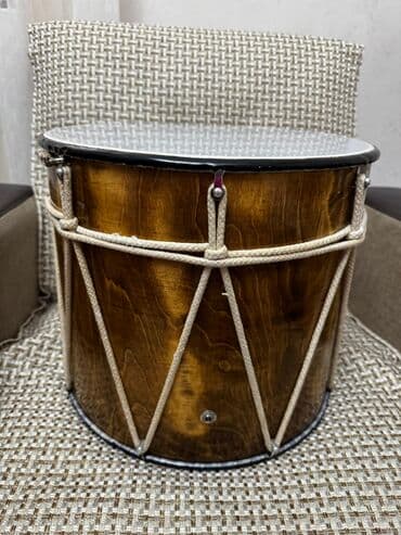 toy gitarası: Toylarda istifadə olunan Köhnə burulma sağanaq original ip İçərisində — 1