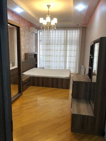 7 mikrorayon: Xətai metrosunun yaxınlığında Baki Əylənçəyə yaxın 24 mertebeli — 8