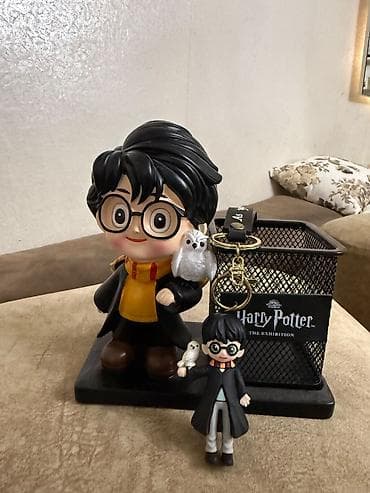 Настольные наборы: Harry Potter dəsti satılır ✨ Harry Potter qələmqabı + brelok. Hədiyyə — 1