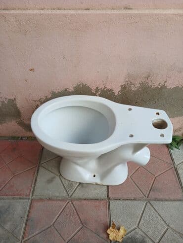 Unitaz satılır bacoku yoxdur qitməti 20 manatdır Təsvir: - Ağ rəngli lalafo.az -da — 3 Unitaz satılır bacoku yoxdur qitməti 20 manatdır Təsvir: - Ağ rəngli — 3