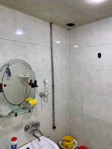 ленинградский проект 3 х комнатная: Bakı, Bakıxanov qəs., 2 otaqlı, Köhnə tikili, m. Neftçilər, 47 kv. m — 26