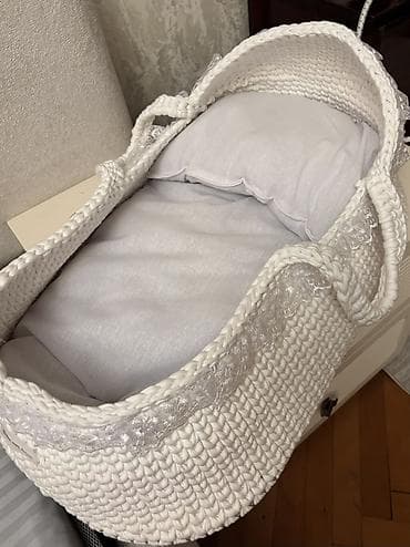 krep parca: Yeni alinib istifade olunmayib Toxunma körpə beşiyi (Moses basket) - — 1