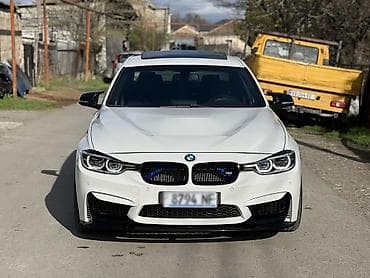 masin səkilləri: BMW 330i Sedan – F30 LCI - Kuzov: ağ rəng, M paket xarici dəst (idman — 3