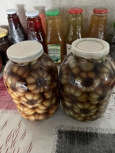 Sarımsaq turşusu 3 kg balon 25 AZN Abqora 1 litr 4 AZN Sirkə 1 litr