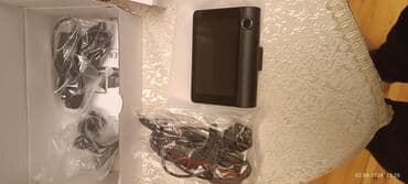 maşın manitorlar: Videoqeydiyyatçı.3 kameralı.üstündə 32 gb kart verilir — 5