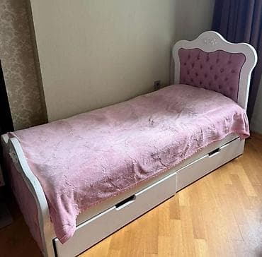 Для девочки, Б/у, Кровать, С подъемным механизмом, С матрасом, С выдвижными ящиками — 1