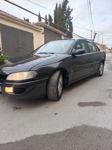 Opel Omega: 2.5 l | 1995 il 33667 km Sedan