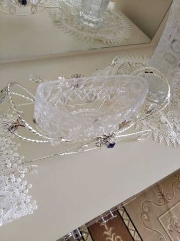 yuxuda qend qabi gormek: Kanfet qabi iki eded ikisi biryerde 55 azn — 1