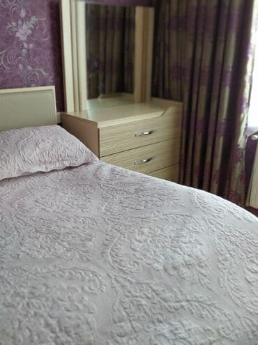 taxt yatag: Yataq otağı mebeli.2 ay istifadə olunub heç bir deffekti yoxdu.Deste — 2