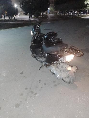 yanacaq ceni: 50 sm3, 2010 il, 1000 km — 4