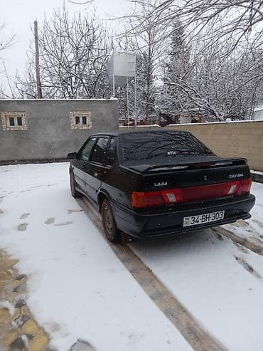 ford sedan: VAZ (LADA) Samara: 1.6 l | 2011 il 222000 km Sedan — 6