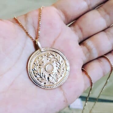 qizillarin qiymeti 2022: Dəstə daxildir: Sep, Kulon, Çəhrayı qızıl, 583 Əyar, 589 g — 2