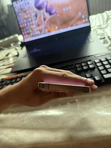 processor core i7: IPhone 16 Pro, 128 GB, Desert Titanium, Zəmanət, Simsiz şarj, Face ID — 6