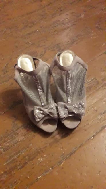 Ölçü: 37, rəng - Boz, İşlənmiş