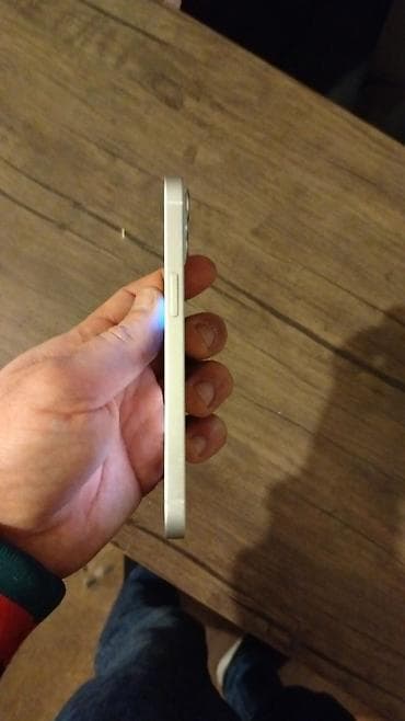 8gb notebook ram: IPhone 13, 128 GB, Ağ, Face ID — 2