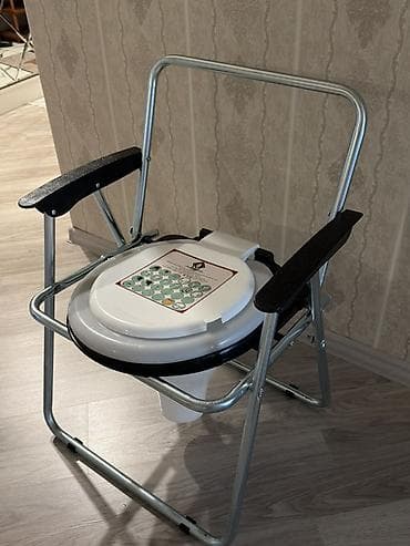 Yerimək üçün arabalar, çəliklər, əsalar, rollatorlar: Portativ tualet stulu (kommod stul) - Katlanan metal karkas: möhkəm — 3