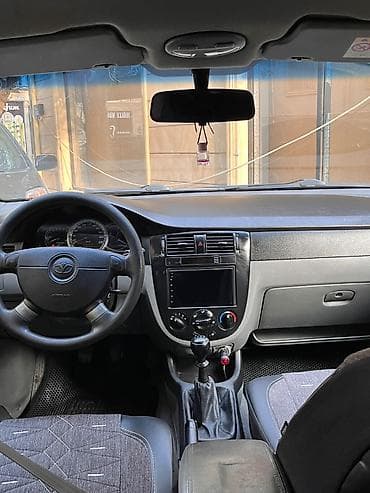 mersedes 208 d: Daewoo Gentra: 1.5 l | 2014 il — 4