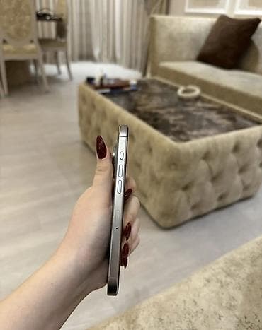 ikinci el iphone se: IPhone 16 Pro, 256 GB, Desert Titanium, Simsiz şarj, Zəmanət — 4